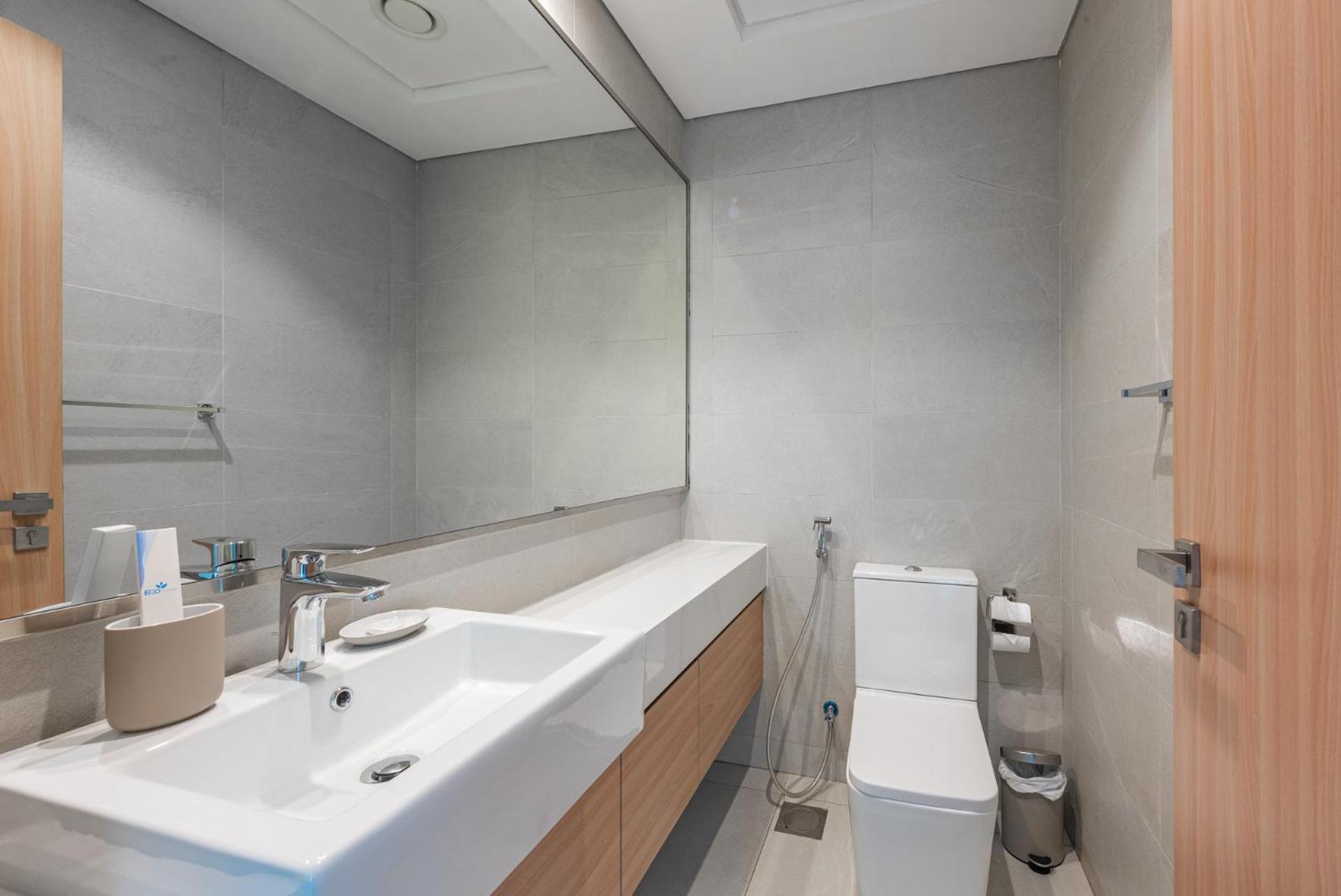 Apartament Cozy & Convenient 1Br Haven In Al Jaddaf Dubaj Zewnętrze zdjęcie